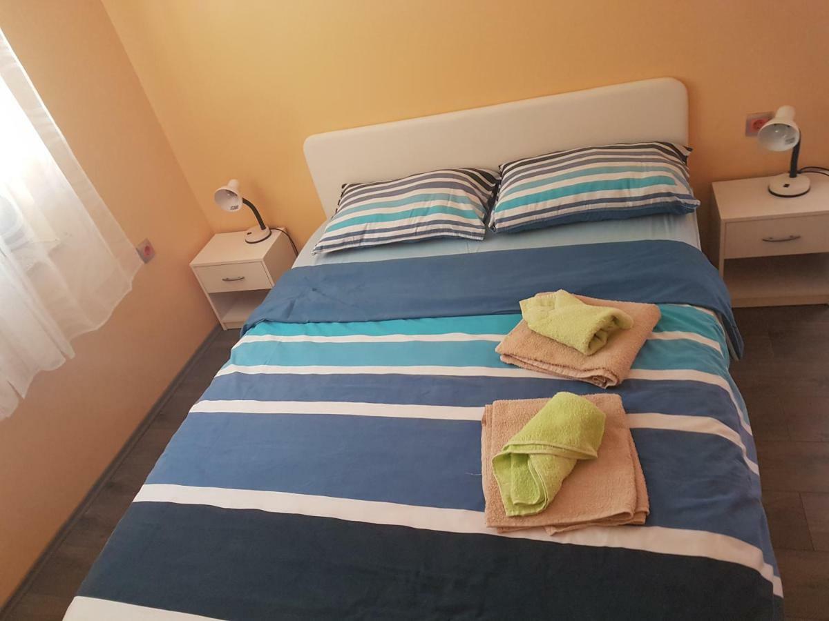 Apartman Vil Lägenhet Sveti Vid-Miholjice Exteriör bild